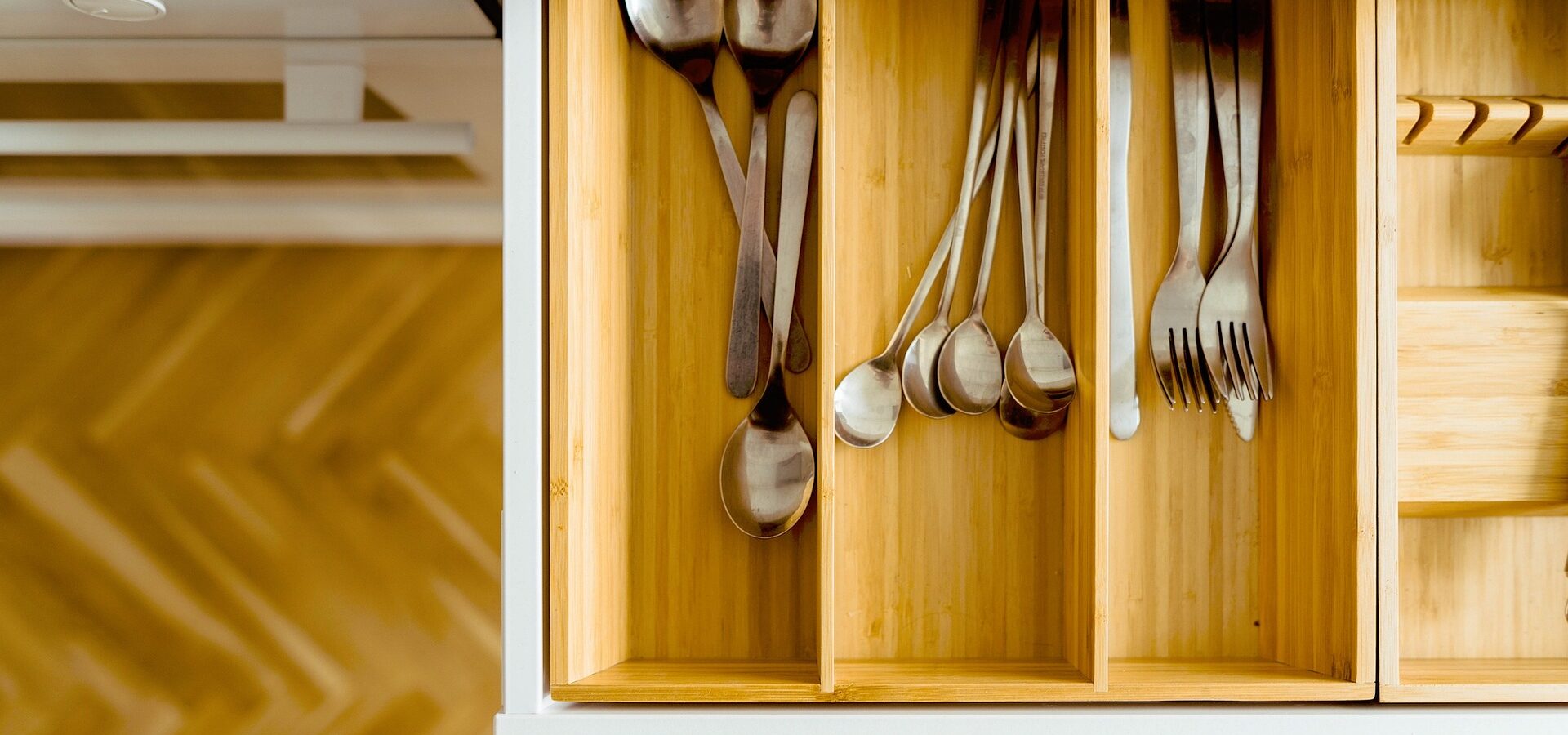 Gli accessori indispensabili per una cucina moderna